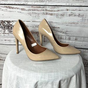Massimo Pumps beige size 6.5